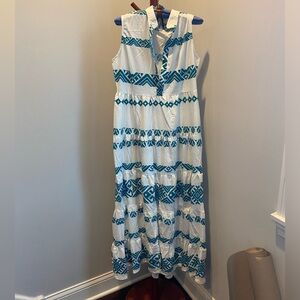 Summer Sleeveless Blue and White Maxi Dress